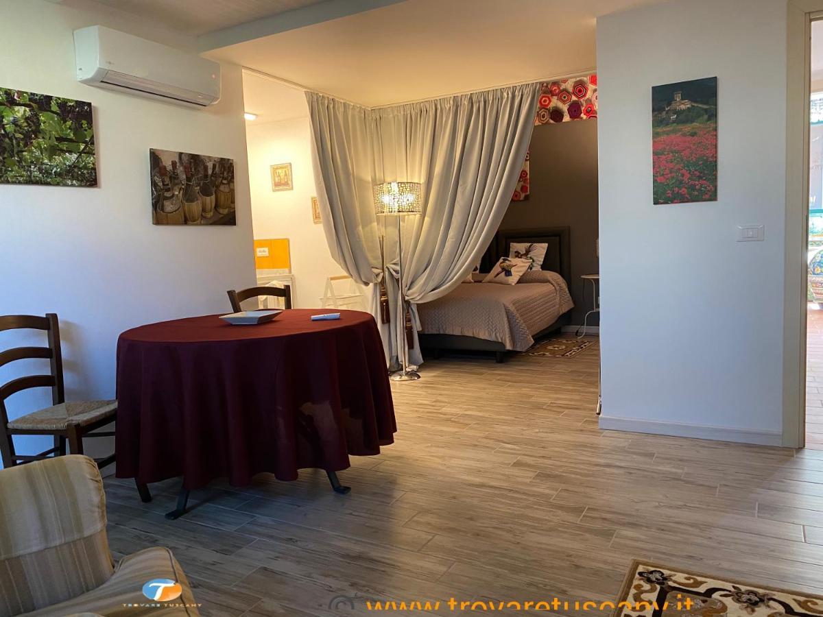 Lenzi'S Bottega And Gallery Suites Vicopisano Exterior foto
